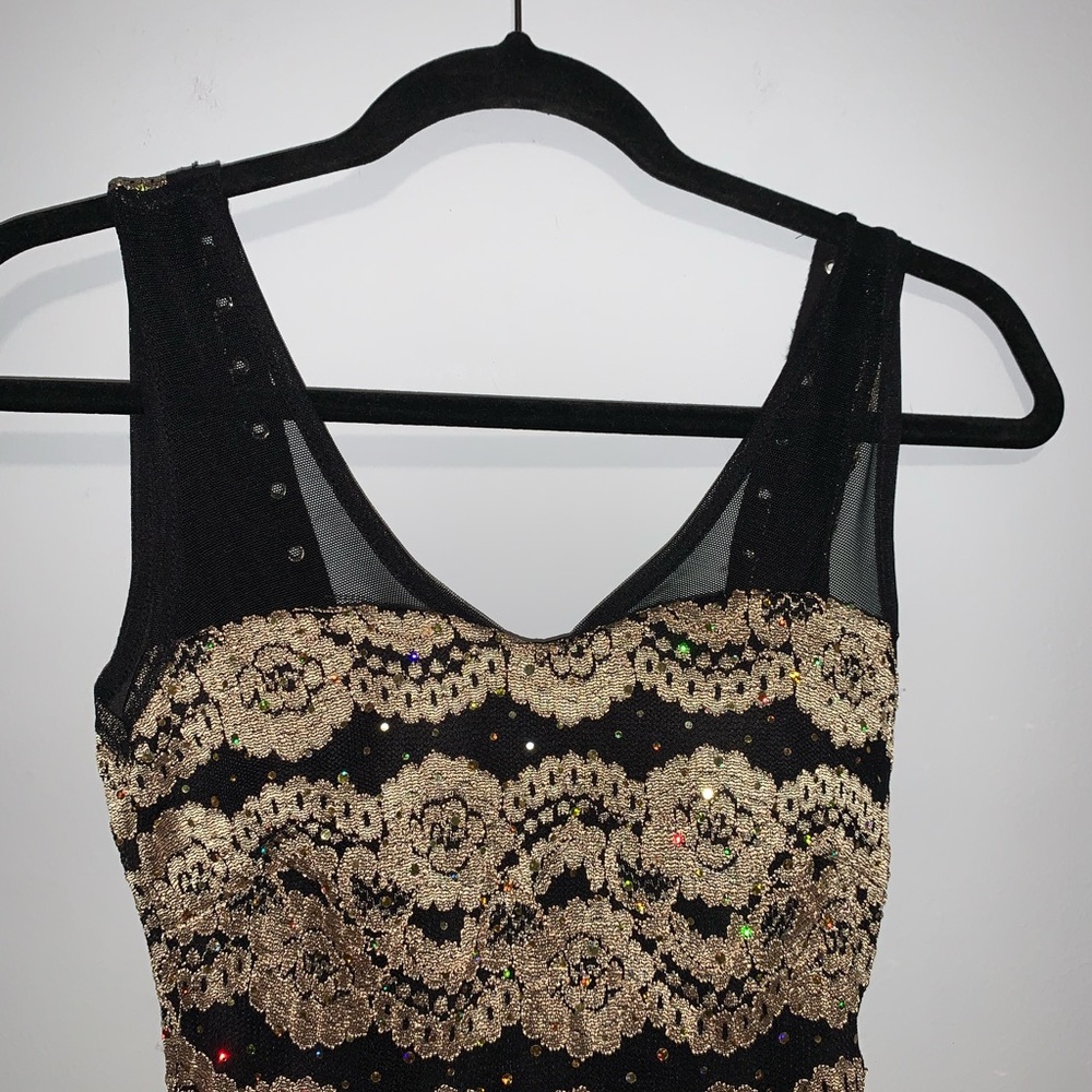 Party Dress sheer top v neck with lace up back